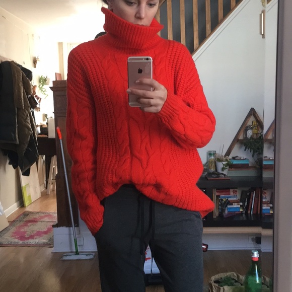 Hm Long Chunky Red Cableknit Turtleneck 